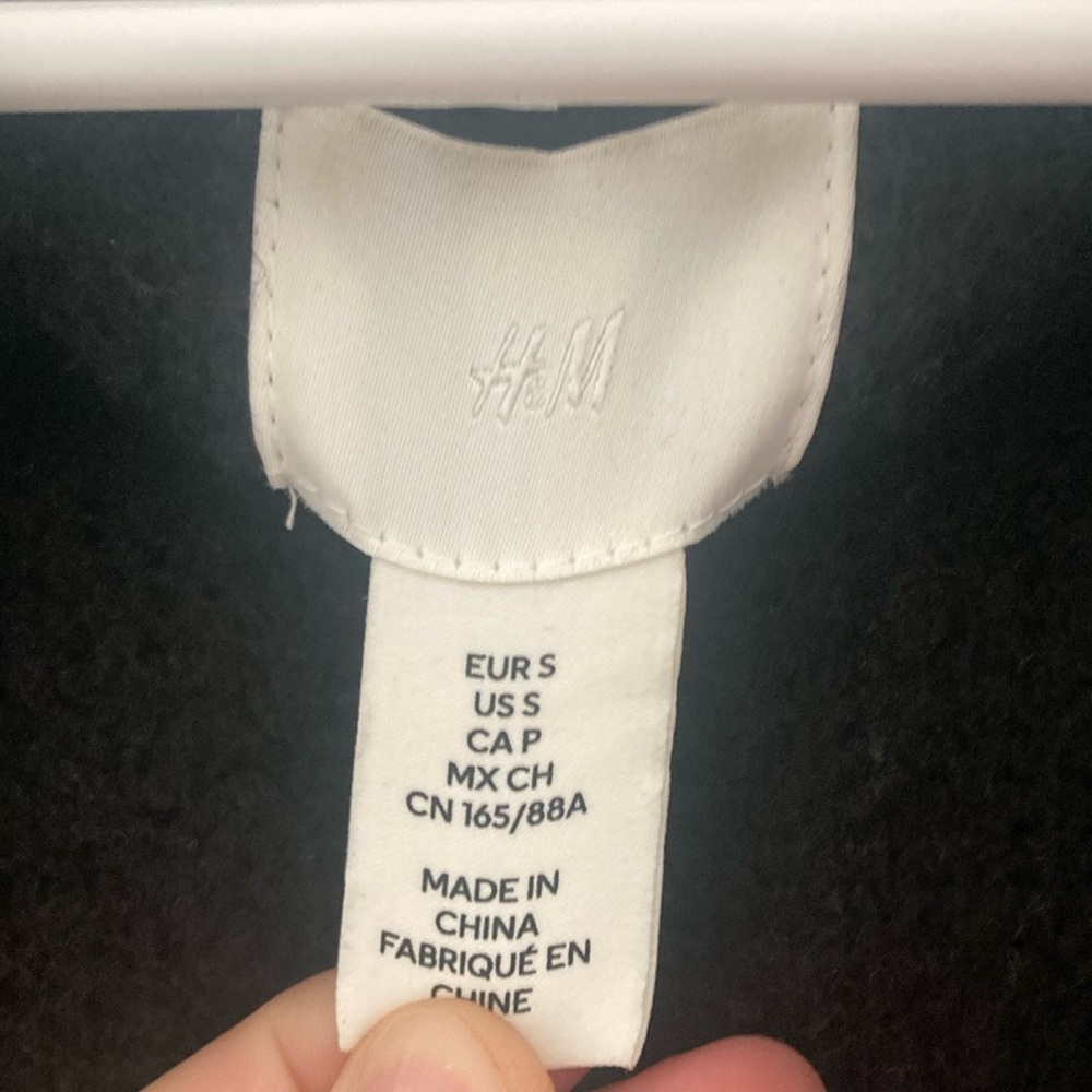 H&M Textured Cardigan with Silver Buttons - Picture 2 of 3
